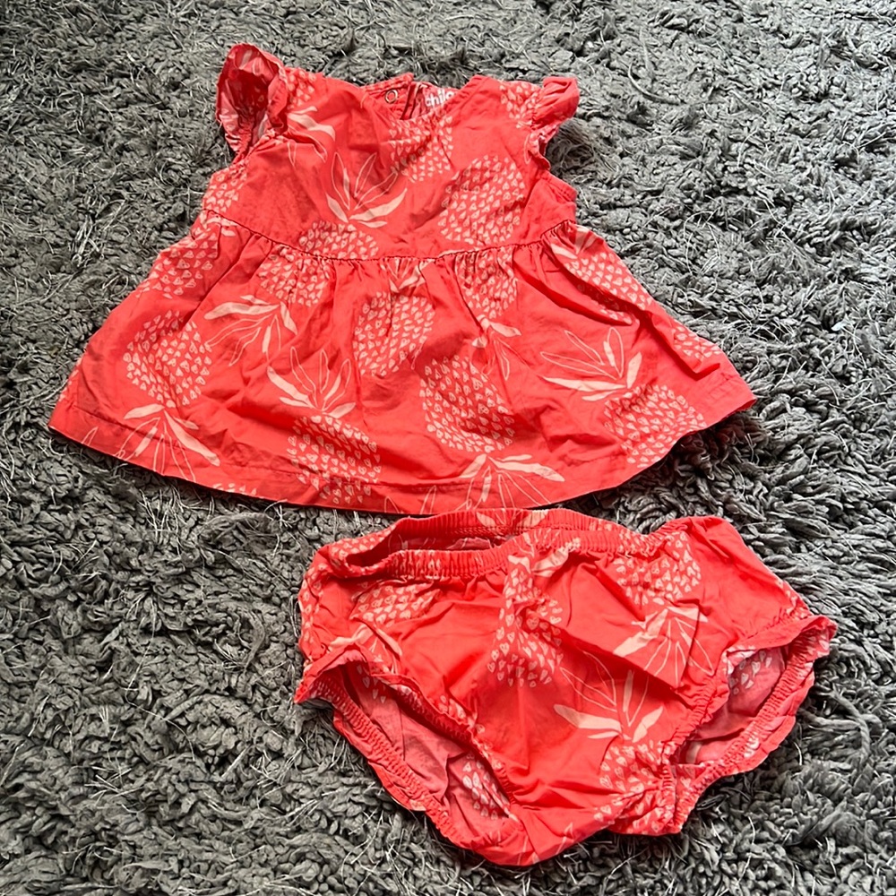 Two piece set